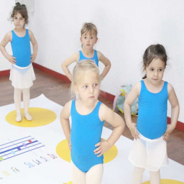 Reserva la clase de Pre ballet para niños y niñas de 4 a 5 años.