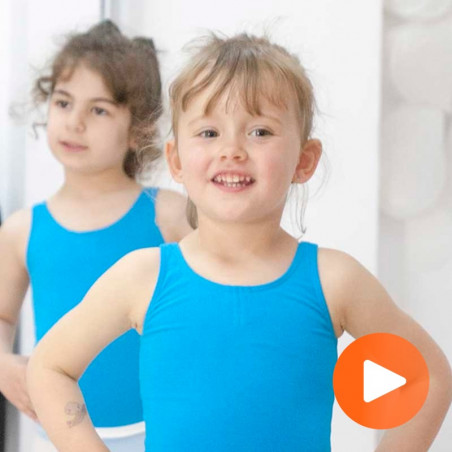 Reserva la clase de Pre ballet para niños y niñas de 4 a 5 años.