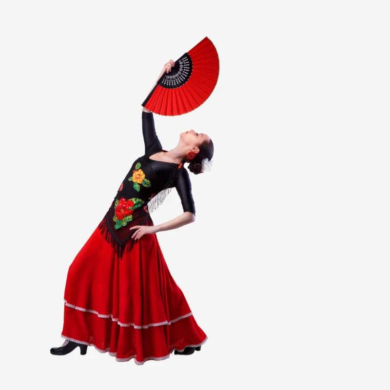Niña con vestuario tradicional de flamenca durante su clase en Factory Ballet, Madrid